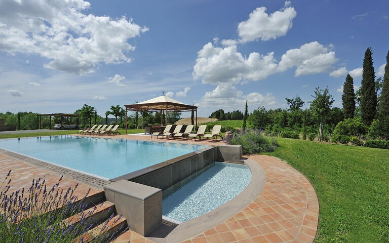 Villa Insoglio: Garden, Outdoor, Pool