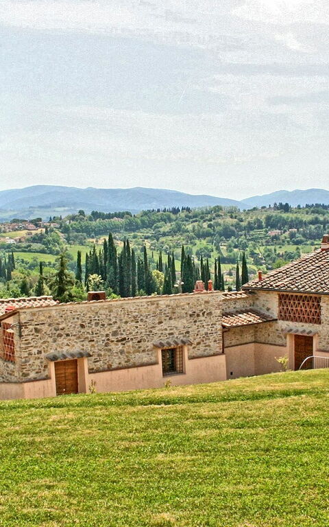 Le Fonti: Building Exterior