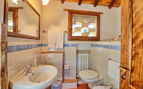 Accommodation Le Fonti 2: Bathroom