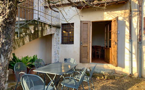 Accommodation Le Fonti 7: Building Exterior, Outdoor
