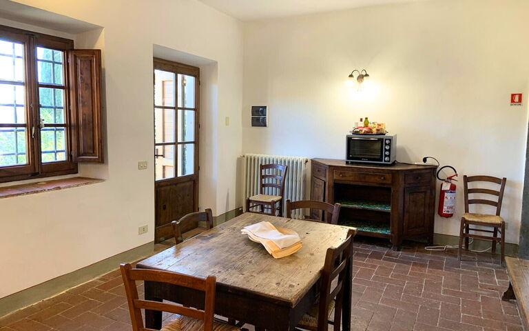 Accommodation Le Fonti 11: Dining Room, Kitchen