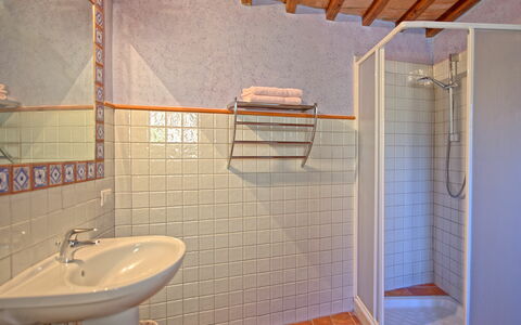 Accommodation San Donato 2: Bathroom