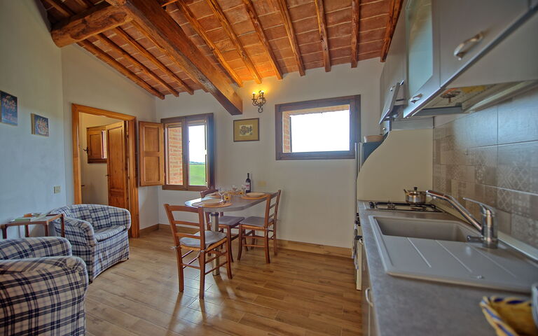 Accommodation San Donnino 2: Dining Room, Kitchen, Living Room