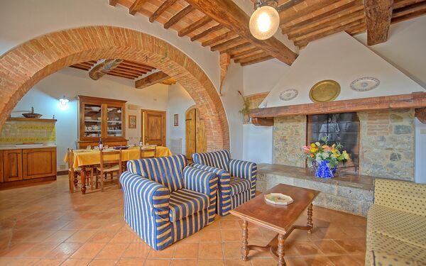 Accommodation San Donnino 5: Dining Room, Kitchen, Living Room