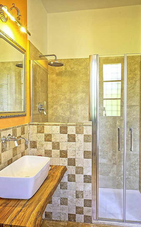 Villa Amadeo: Bathroom