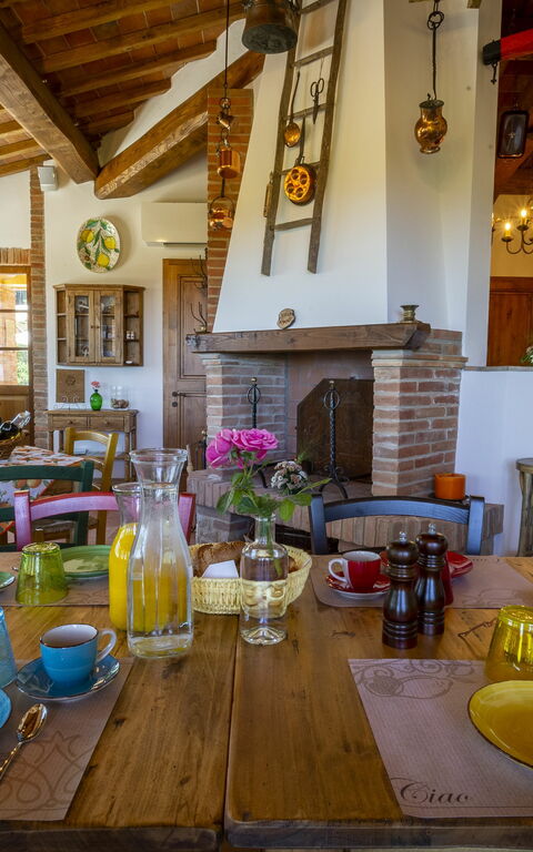 Villa Amadeo: Dining Room, Living Room