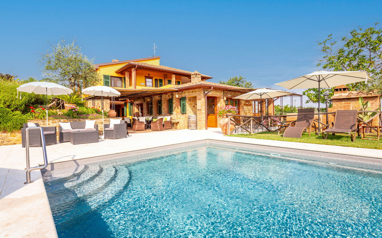 Villa Amadeo: Building Exterior, Garden, Outdoor, Pool, Summer