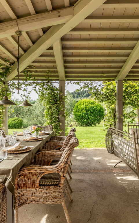 Villa Danilo: Balcony / Terrace / Patio, Building Exterior, Garden, Outdoor