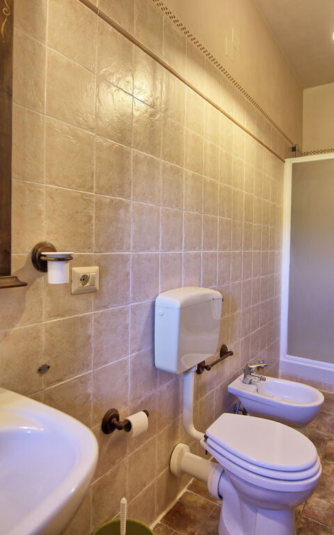 Villa Lo Scoiattolo: Bathroom
