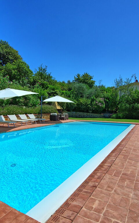 Casa Lucia: Garden, Pool