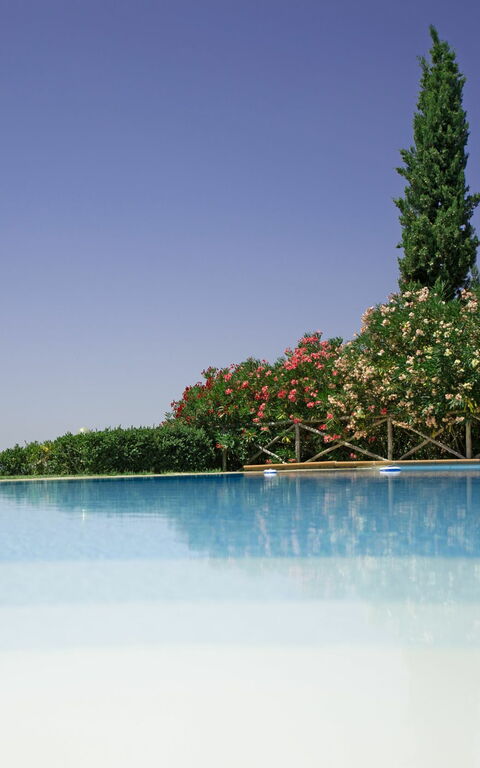 Casa Lucia: Pool, Scenic View