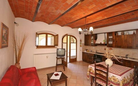 Accommodation Pienza a: Dining Room, Kitchen, Living Room