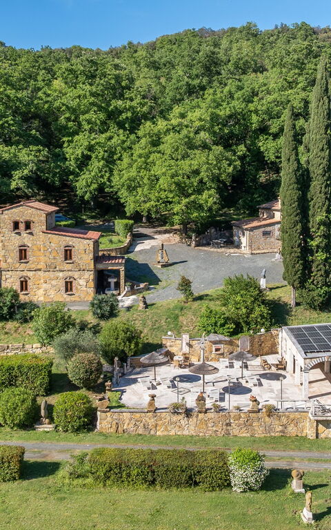Le Querciolaie with Geothermal Pool: Scenic View