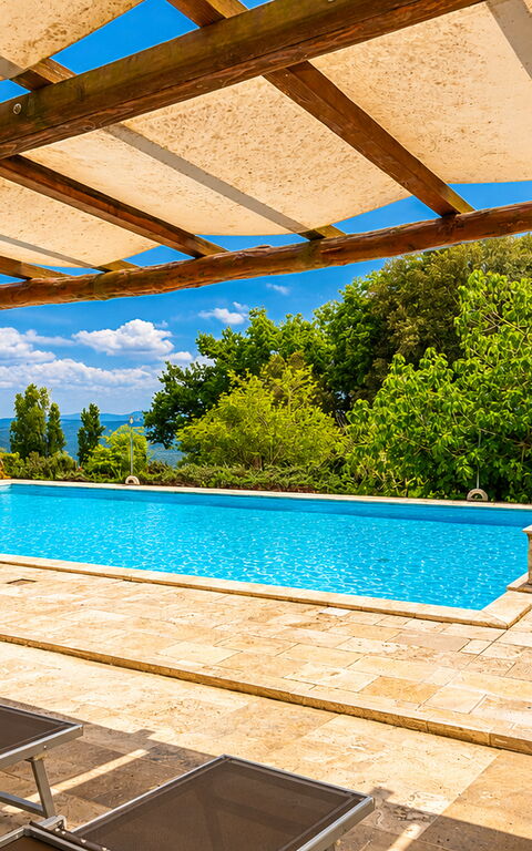 Le Querciolaie with Geothermal Pool: Building Exterior, Outdoor, Pool