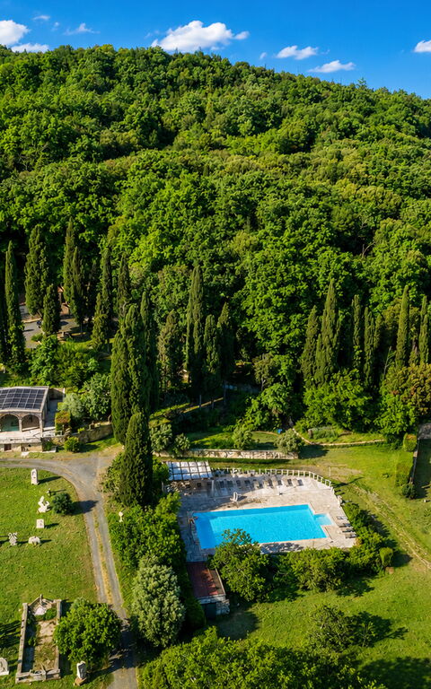Le Querciolaie with Geothermal Pool: Building Exterior, Outdoor, Pool