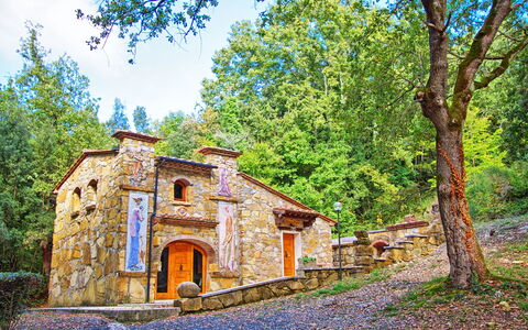 Accommodation Adamo Ed Eva: Building Exterior, Garden