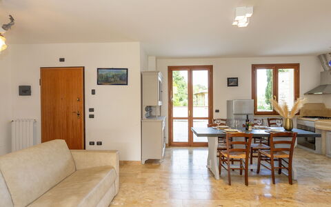 Accommodation Dependance 1: Dining Room, Living Room