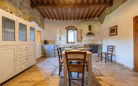 Accommodation Fontana 1: Dining Room, Kitchen