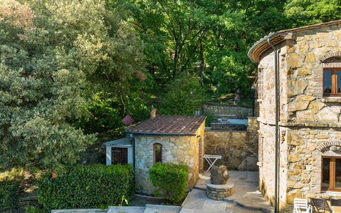 Accommodation Fontana 2: Building Exterior, Outdoor