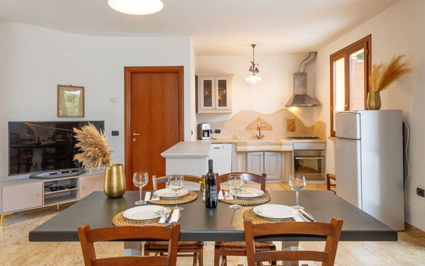 Accommodation Dependence 3: Dining Room, Kitchen, Living Room
