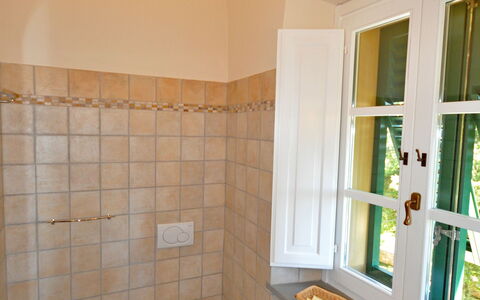 Accommodation Dante 4: Bathroom