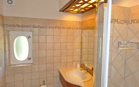 Accommodation Dante 5: Bathroom