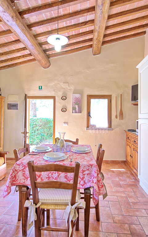 Il Salice: Dining Room, Kitchen, Living Room