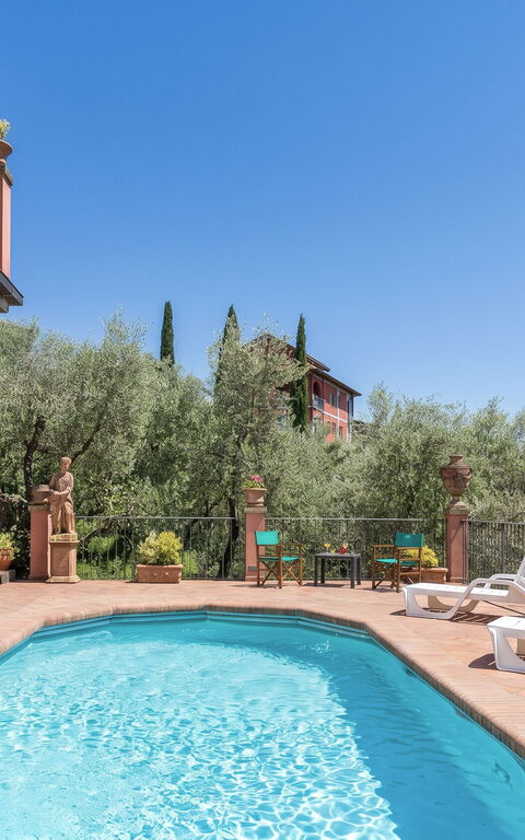 Casa Vania: Outdoor, Pool