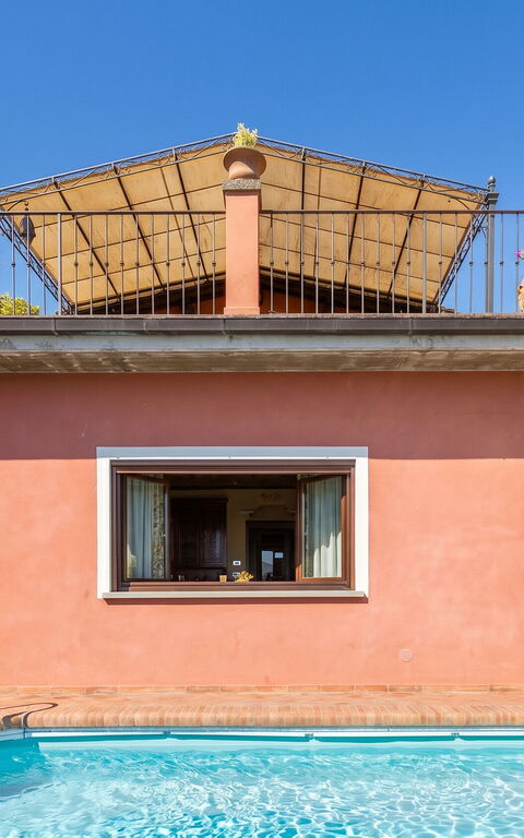 Casa Vania: Outdoor, Pool