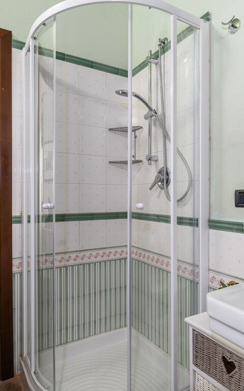 Casa Vania: Bathroom