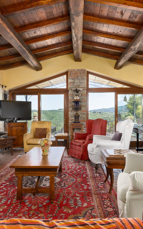 Casa Vania: Living Room