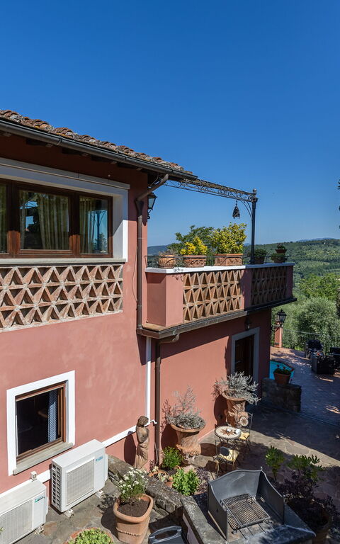 Casa Vania: Building Exterior, Outdoor