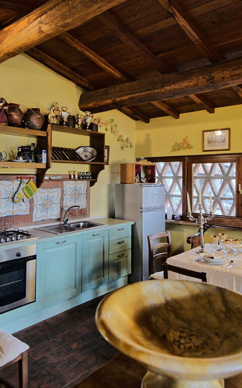 Casa Vania: Dining Room, Kitchen