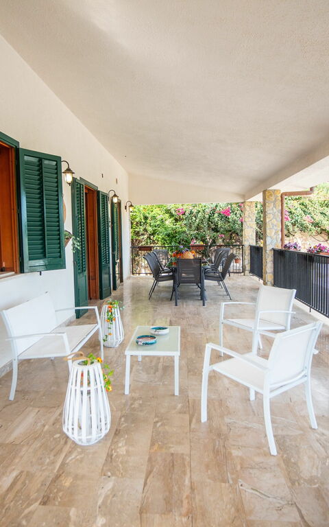 Villa Contrada: Balcony / Terrace / Patio