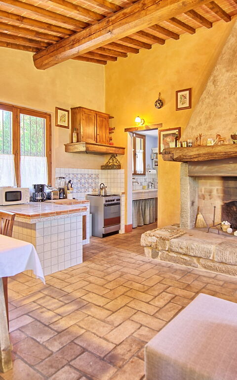 Casa Cipressi: Dining Room, Living Room