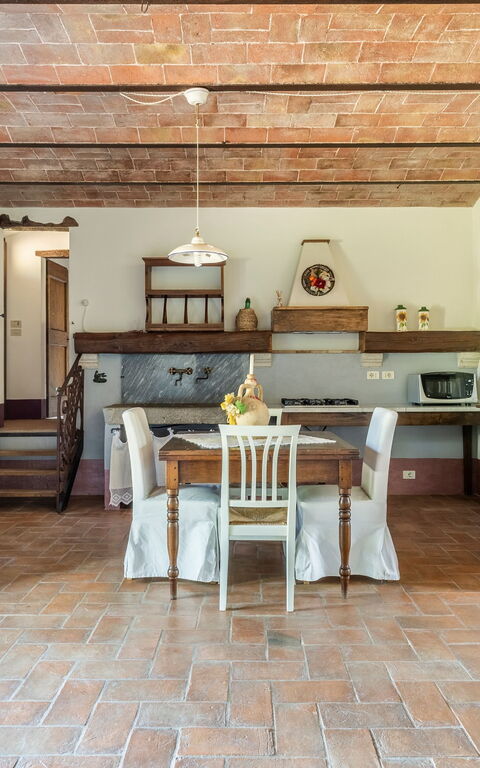Villa Castiglione: Dining Room, Kitchen