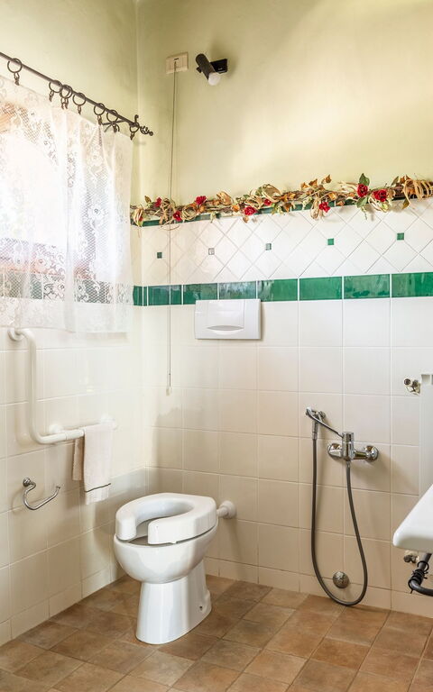 Villa Castiglione: Bathroom