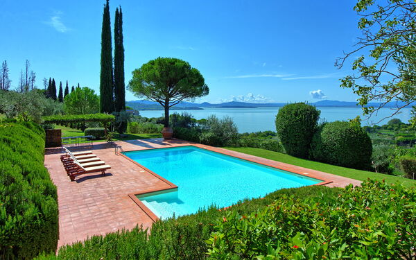 Villa le Murate: Outdoor, Pool, Scenic View
