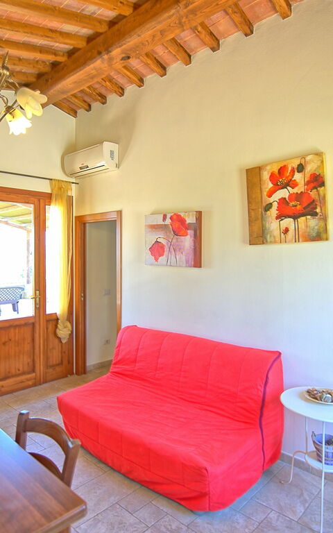 Villa Roberto: Dining Room, Living Room