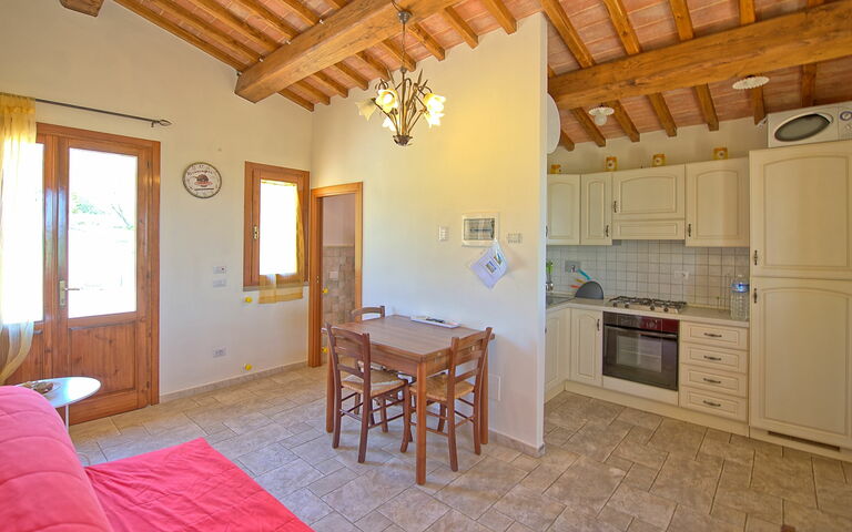 Villa Roberto: Dining Room, Kitchen, Living Room