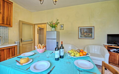 Accommodation Vittoriana 1: Dining Room, Kitchen, Living Room