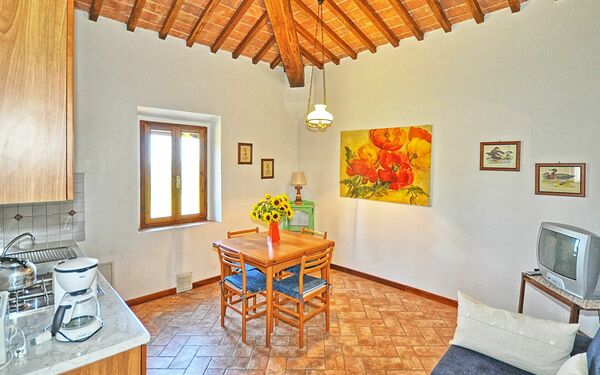 Accommodation Vittoriana 3: Dining Room, Kitchen, Living Room