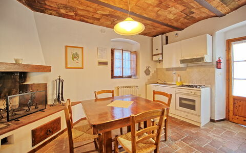 Accommodation Tenuta 1: Dining Room, Kitchen