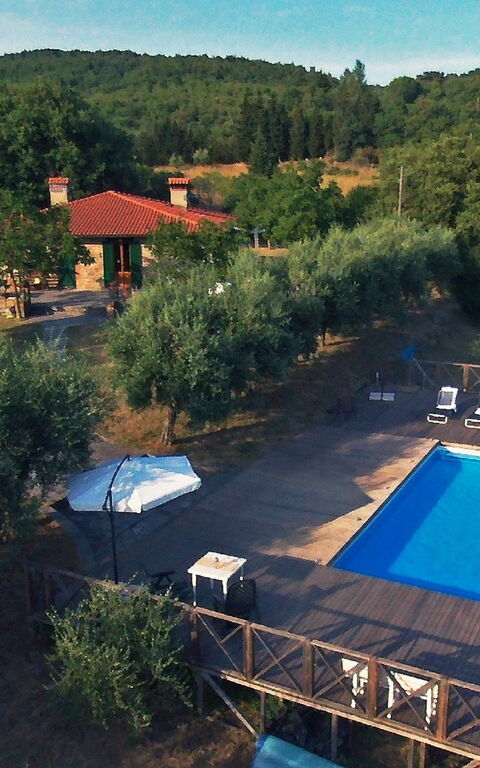 Civitella: Garden, Pool