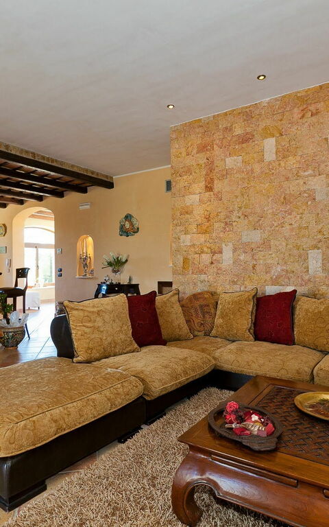 Villa Oasi: Living Room