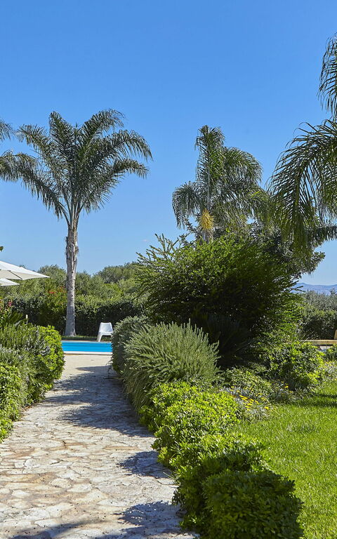 Villa Oasi: Garden
