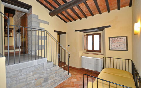 Accommodation Marradi 2: Living Room