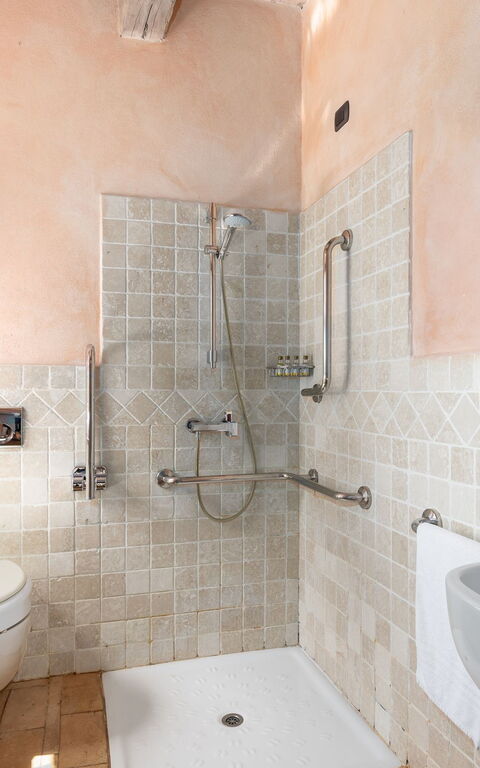 Villa Ferdinando: Bathroom