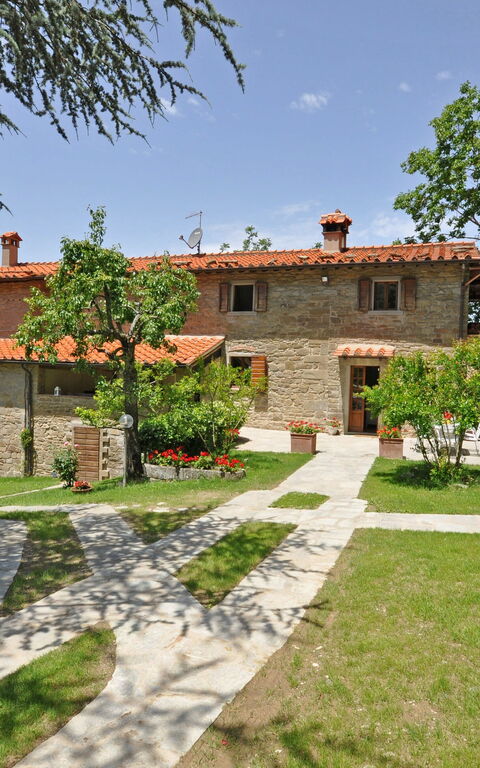 Villa Dame: Building Exterior, Garden, Outdoor