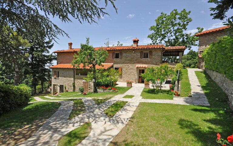Villa Dame: Building Exterior, Garden, Outdoor